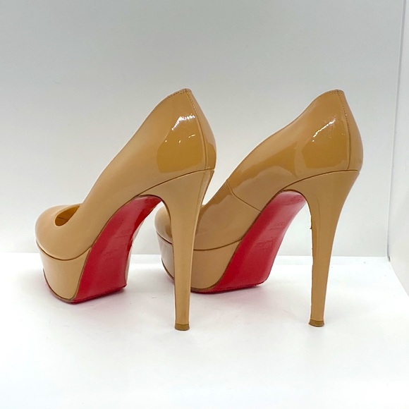 Sexy Nude Round Toe High Heel Pumps By Christian Louboutin. Size 37.5 (7.5 US) - Picture 4 of 13